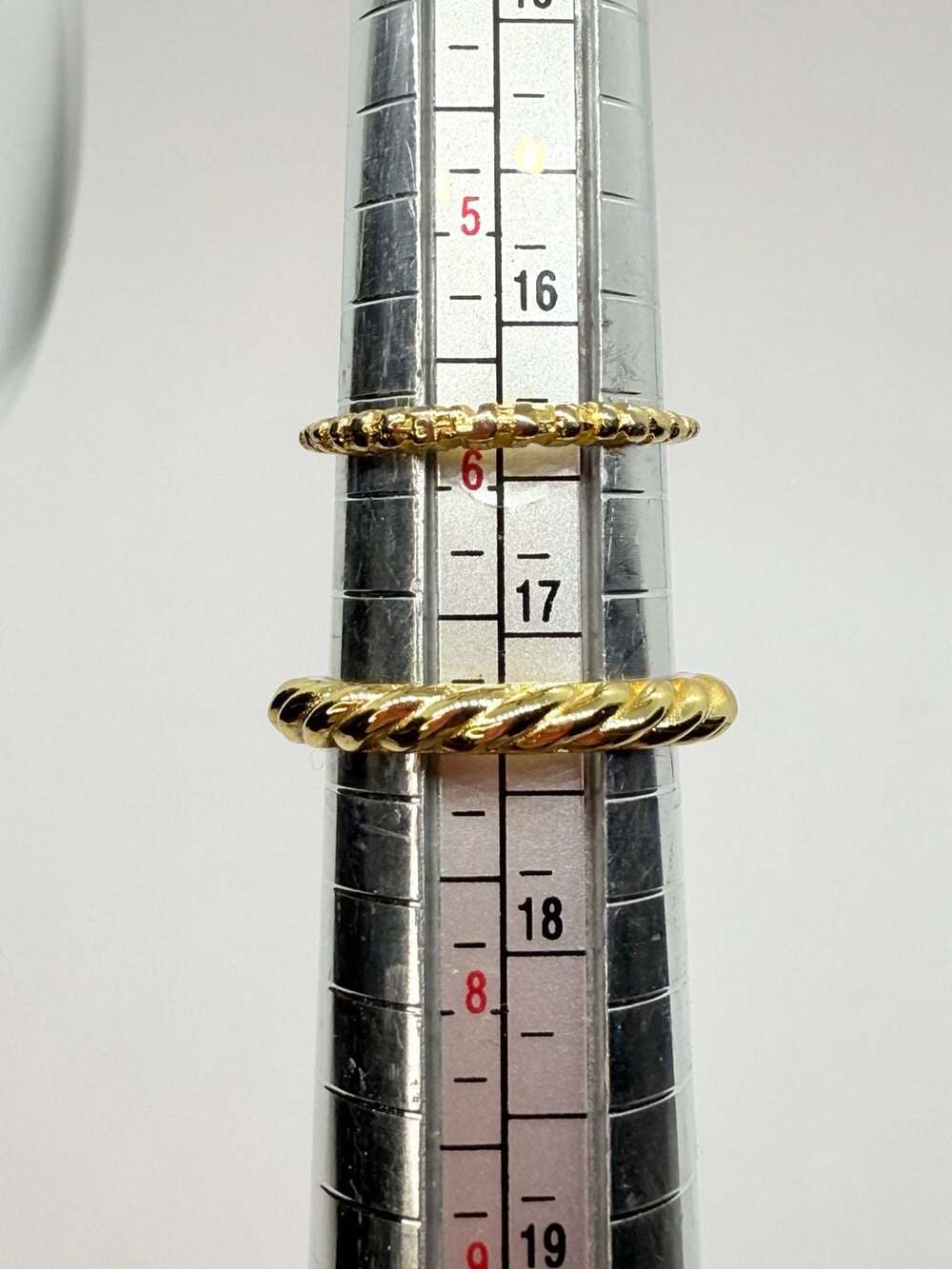 Unbranded Stackable Gold Tone Rings - Picture 6 of 6
